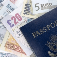 Como levar dinheiro em viagens